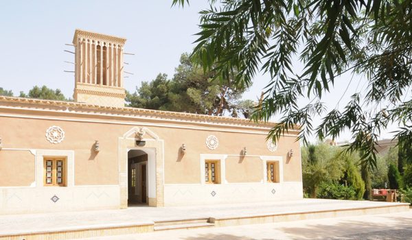 emarat1