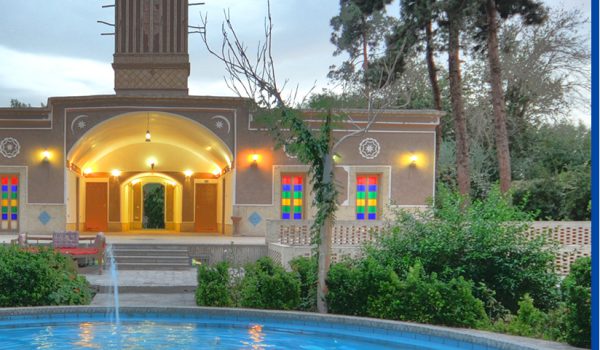 Moshir Al Mamalek Garden Hotel- Iran's Travel